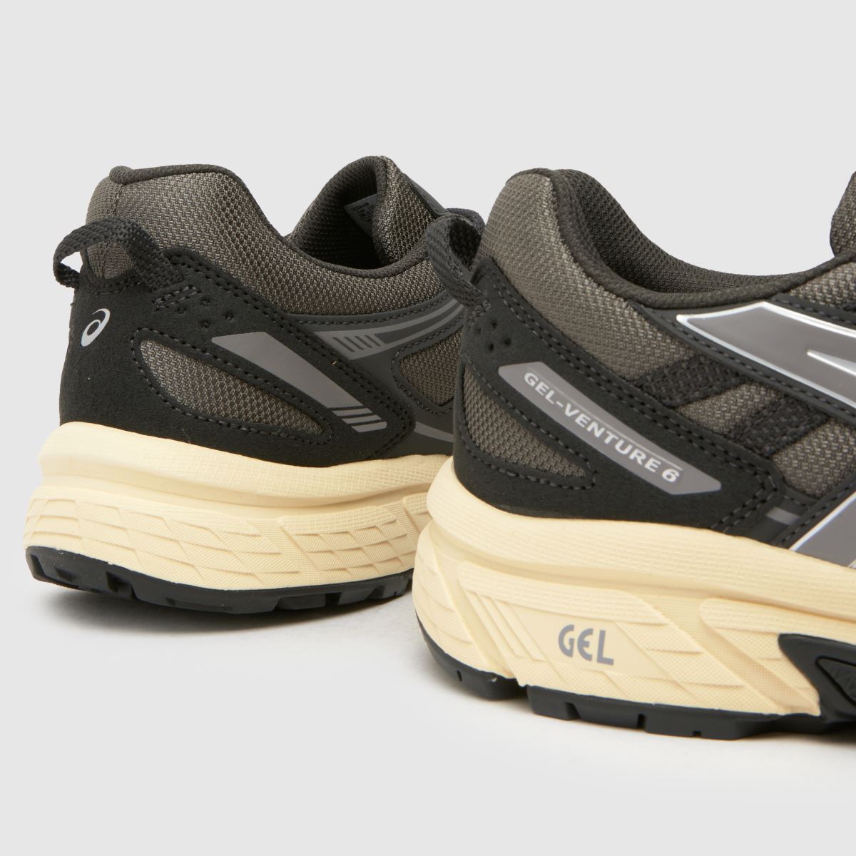ASICS gel-venture 6 träningsskor i svart och grått