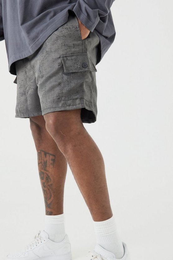Plus strukturierte Cargo-Shorts mit elastischem Bund