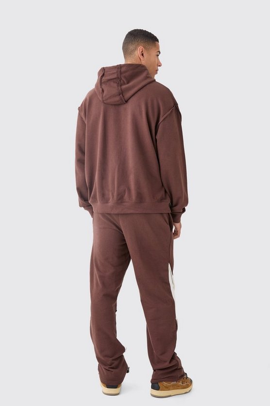 Lockere Jogginghose mit rohem Saum