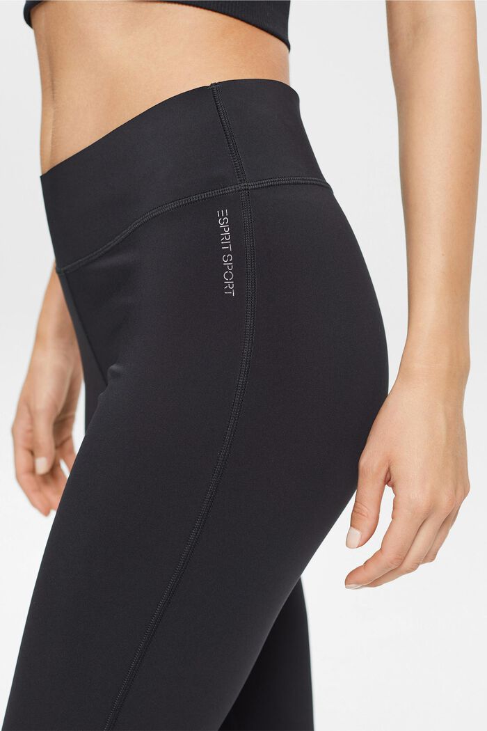 Recycelt: Active-Leggings mit E-DRY