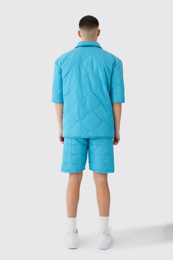 Gestepptes Hemd und Shorts