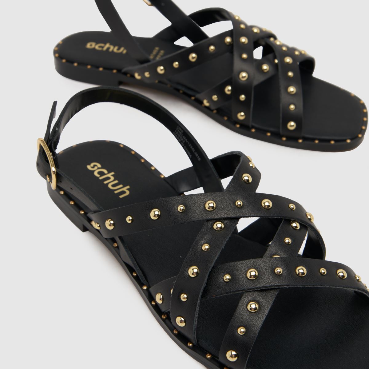 Černé sandály s cvočky Schuh Thelma