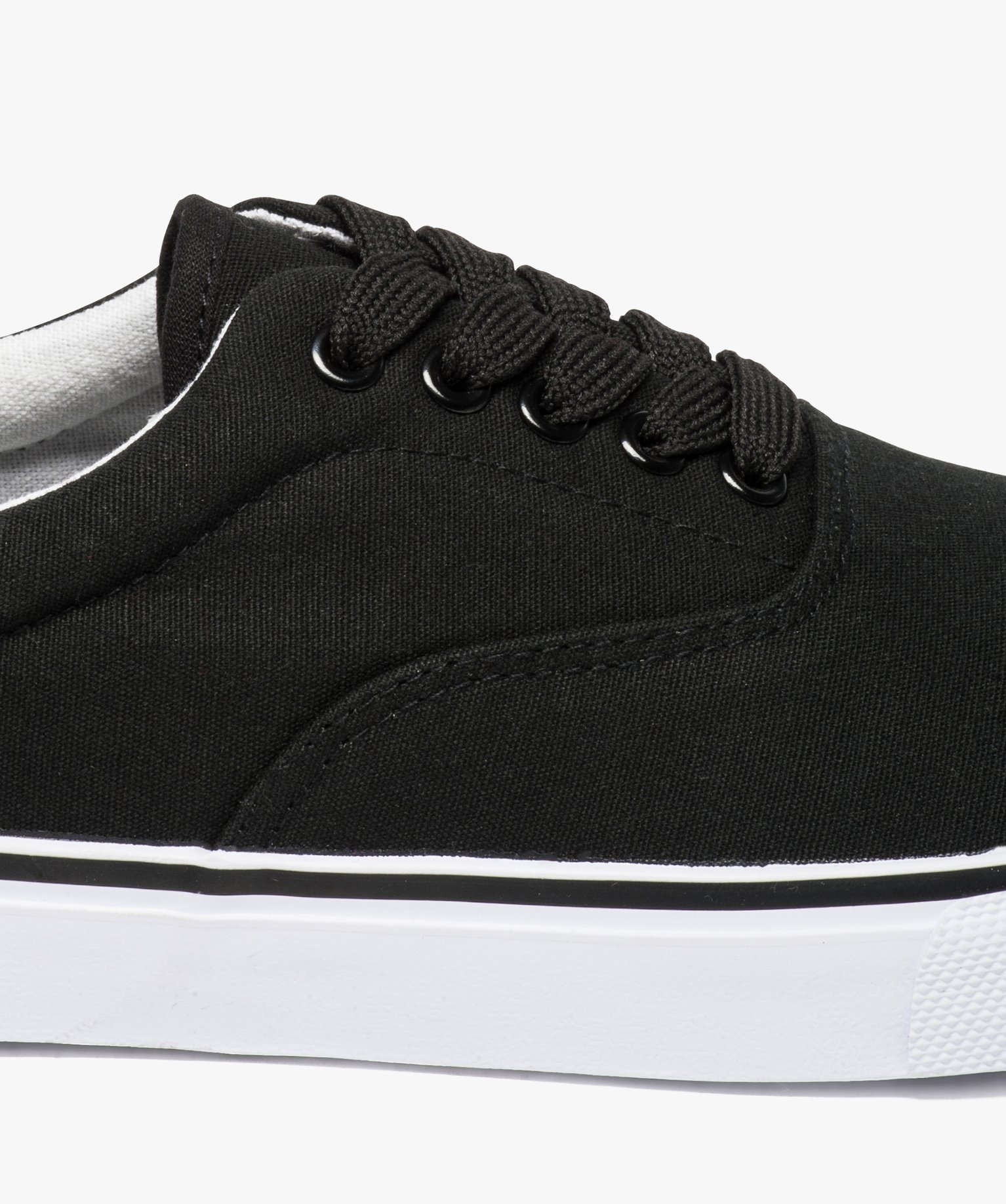 Tennis homme en toile avec semelle contrastante noir | GEMO