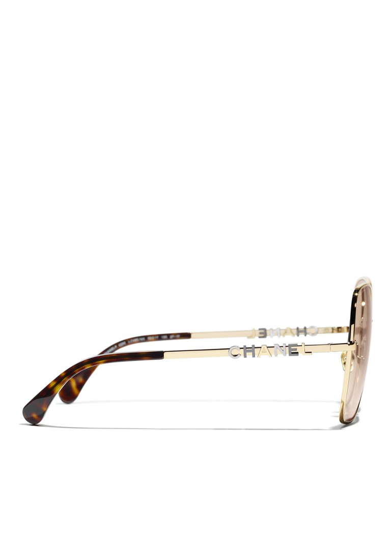 Ochelari de soare Chanel în formă de fluture