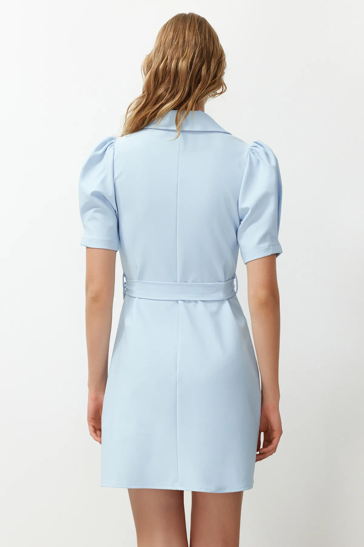 Trendyol Collection  Blaues gewebtes Minikleid TWOSS20EL0236