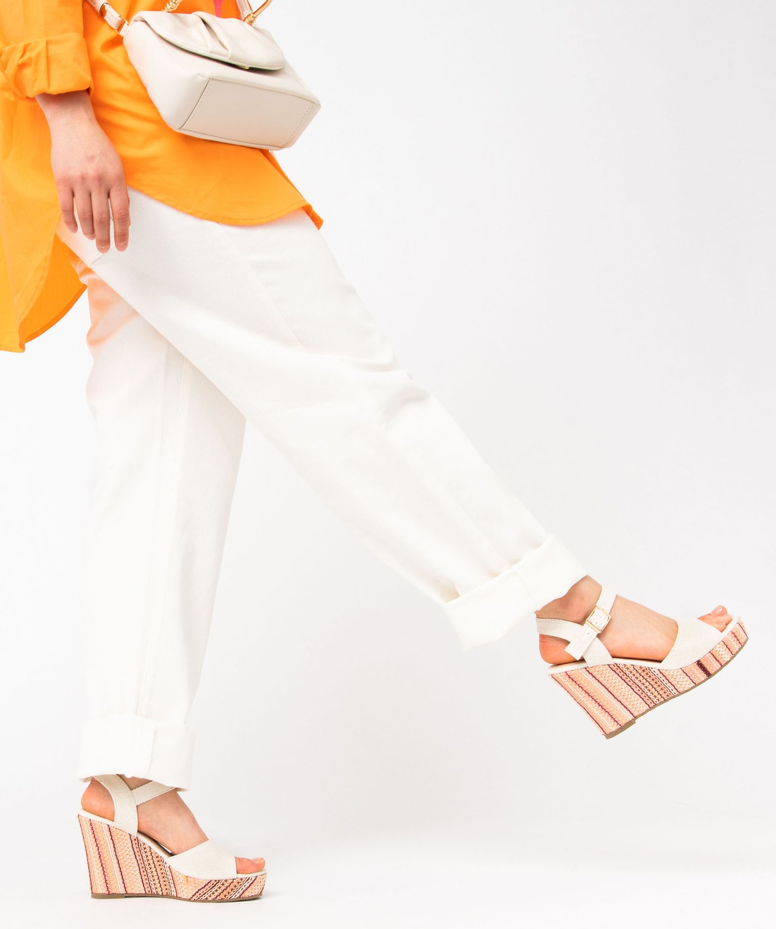 Sandales femme compensées dessus et semelle en toile beige | GEMO
