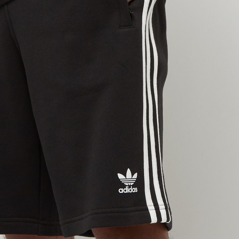 adidas Originals Manchester United OG Sweat Shorts black