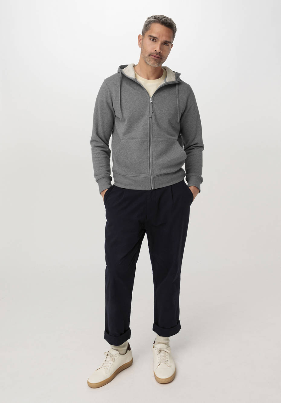 Sweatjacke aus reiner Bio-Baumwolle