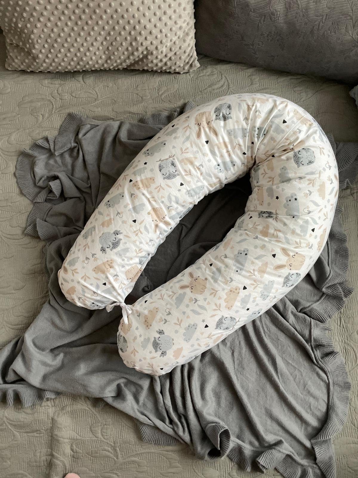 Loolay Stillkissen 100% Bio-Baumwolle LUX Schwangerschaftskissen Seitenschläferkissen, MUSTER: HASE Beige-Weiß; WEICH Füllung + 100% BIO-Baumwolle Kissenbezug, XXL 170 cm Stillkissen + Bezug mit Reißverschluss! PREMIUM Geschenk, LOOLAY® - 100% Europä