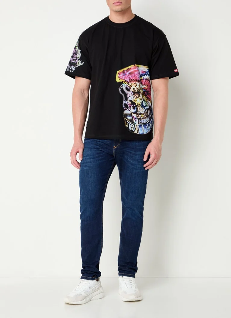 Jeansy Diesel 1979 Sleenker Slim Fit, kolor ciemny