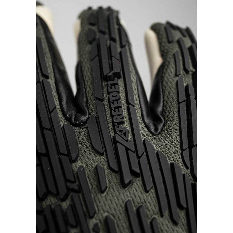 Reusch Attrakt Freegel Gold X Torwarthandschuhe