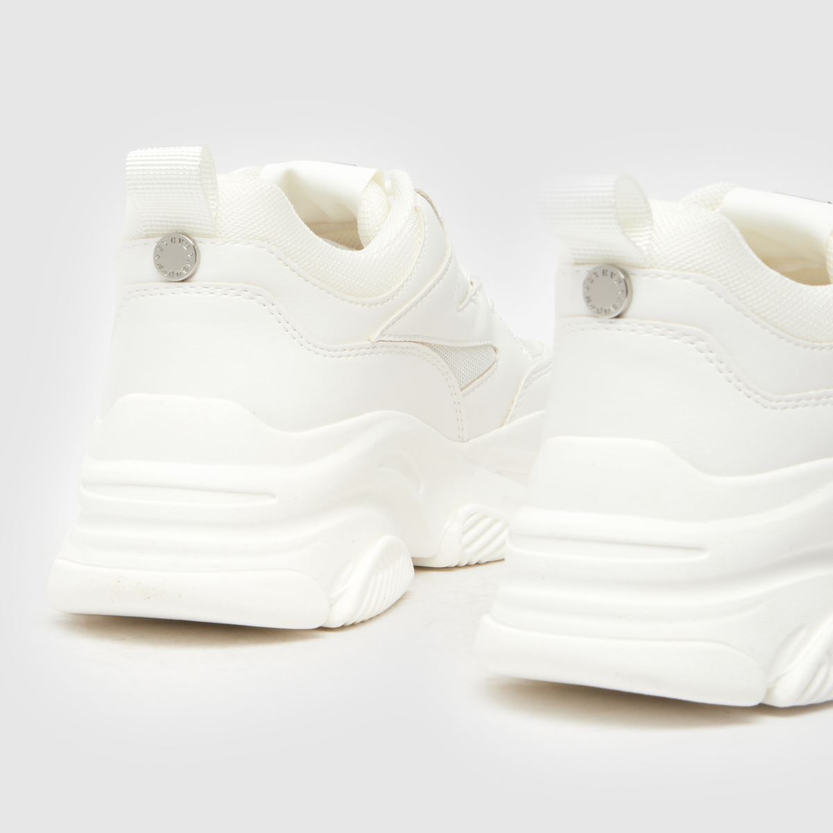 Steve Madden vita progressiva flickor juniorsneakers