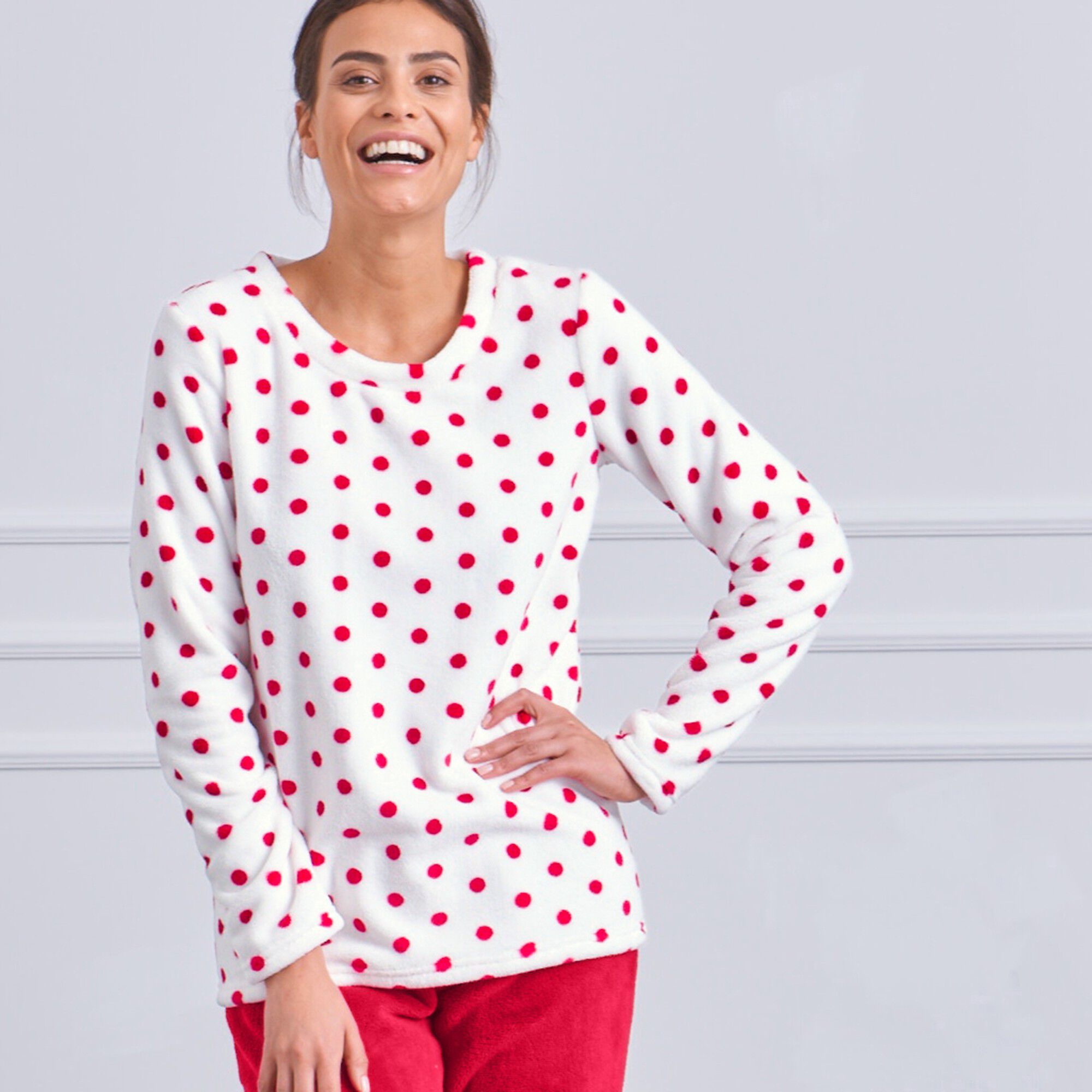 Pyjama polaire imprimé pois toucher peluche manches longues