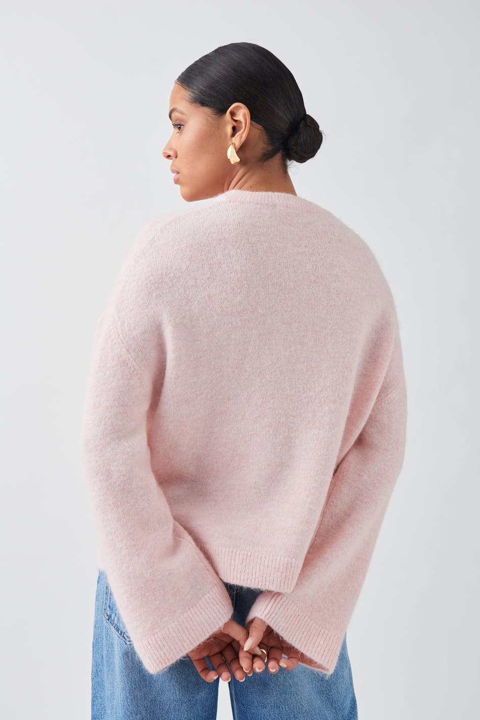 Crew neck knitted sweater