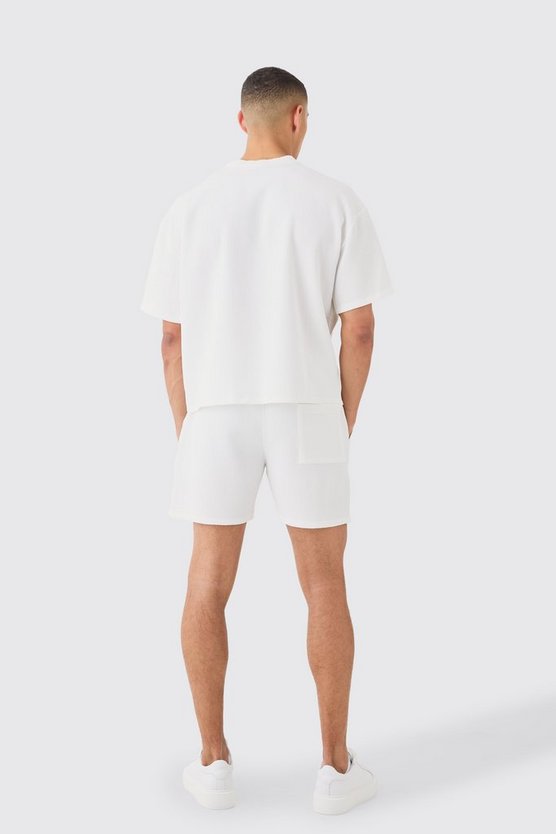Oversize T-Shirt mit Falten