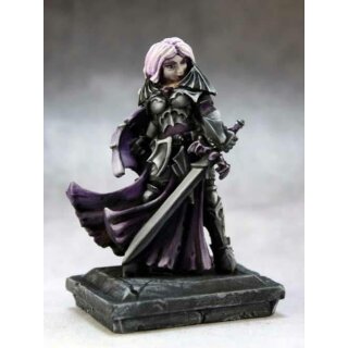 Nazera Bloodraven, Vampire (REA03681)