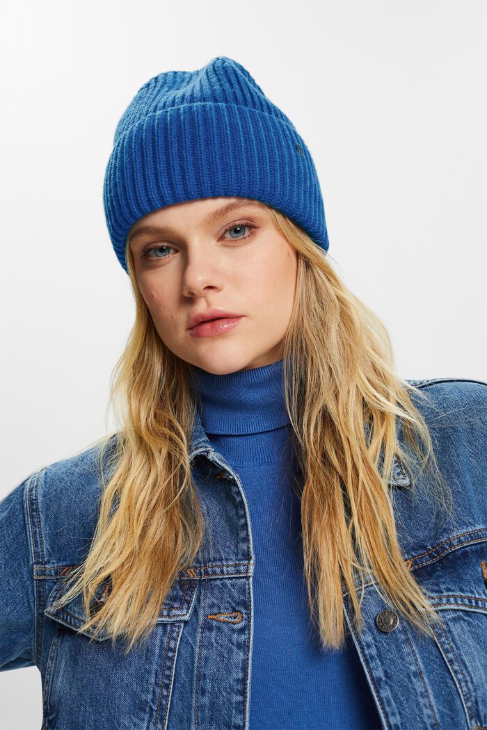 Rippstrick-Beanie