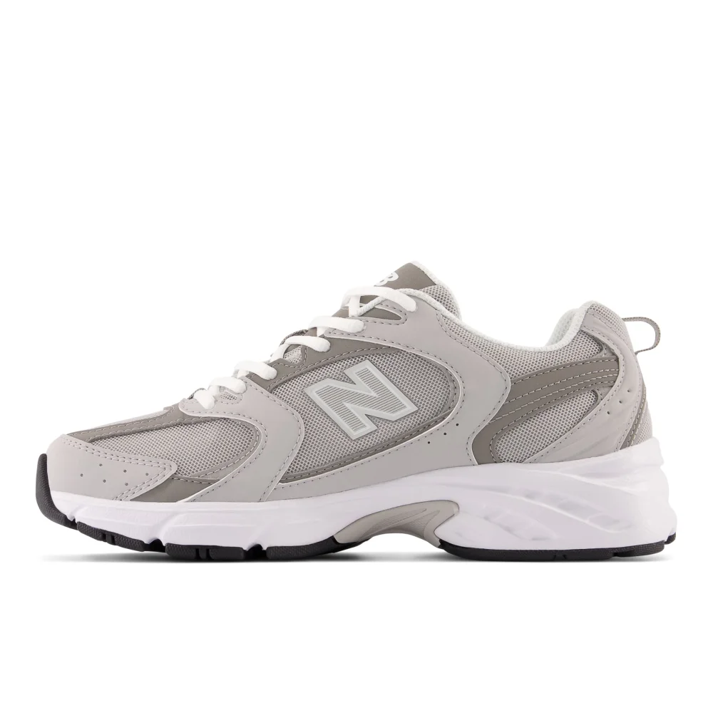 New Balance 530 MR530SMG / grau
