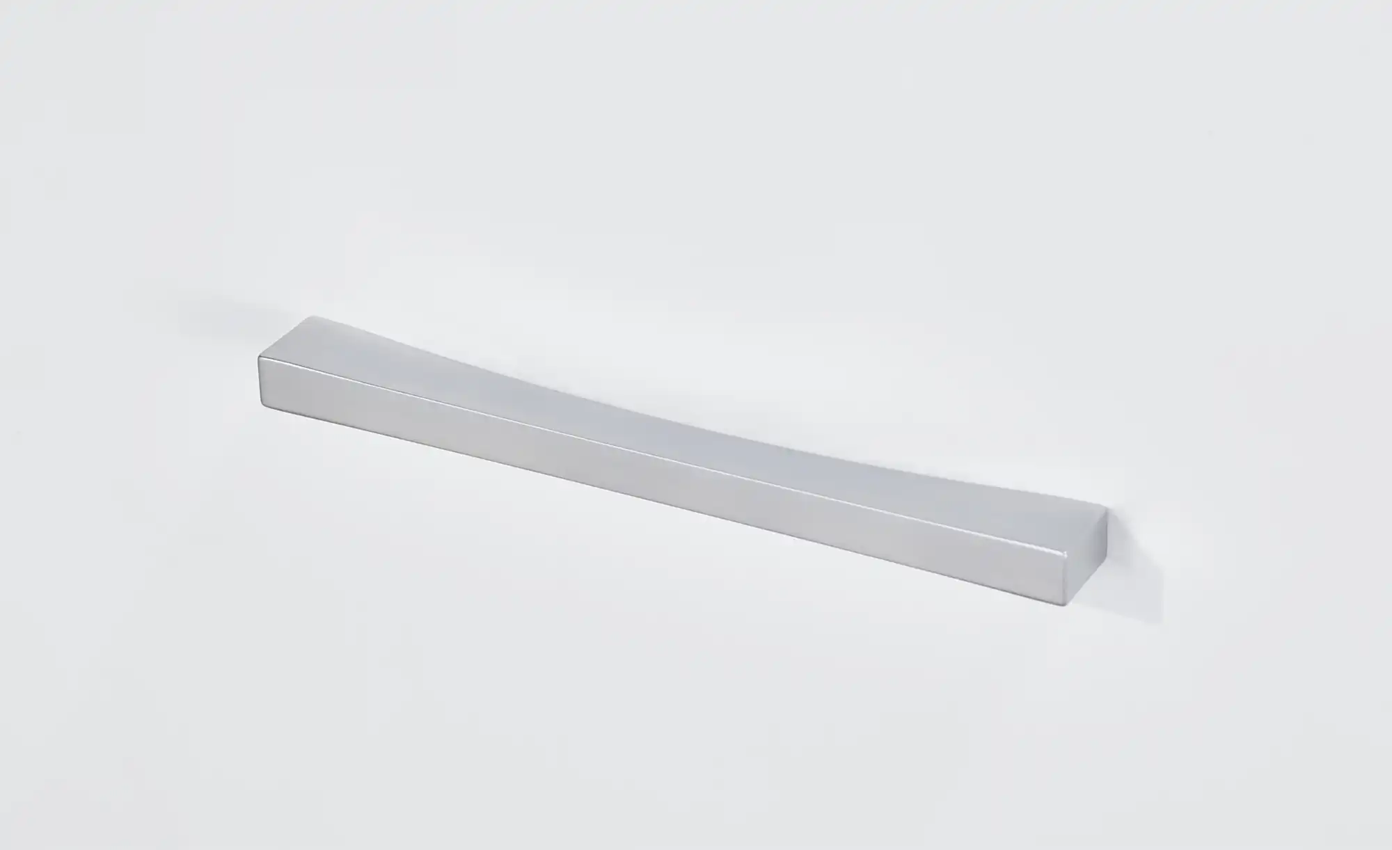 Garderobenschrank