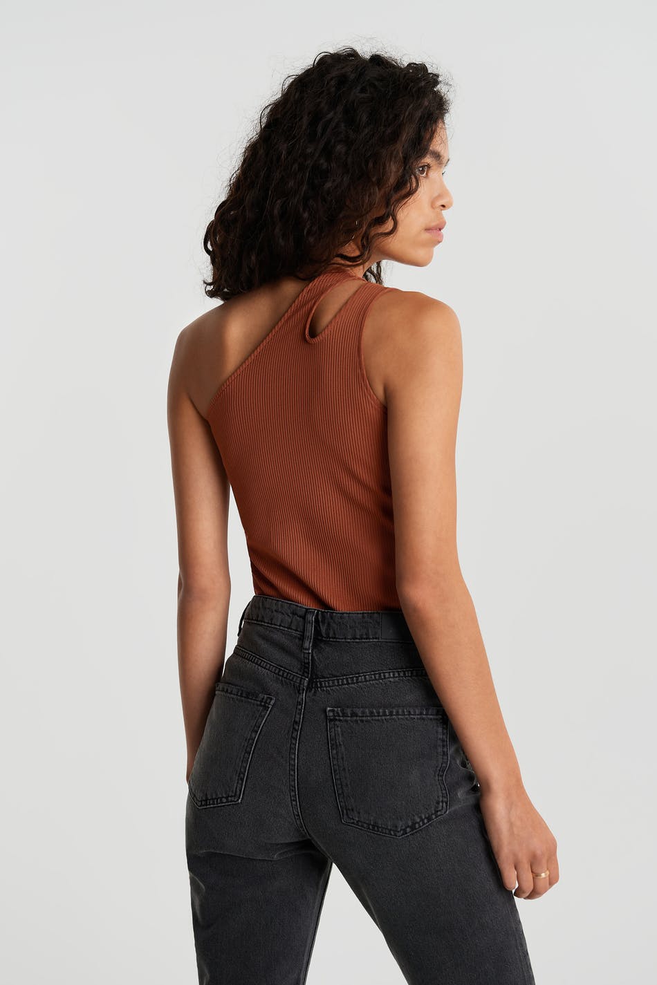 Cissi cut out top
