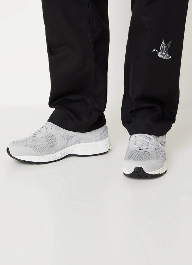 Αθλητικά παπούτσια New Balance 2002R από σουέτ με λεπτομέρειες από πλέγμα