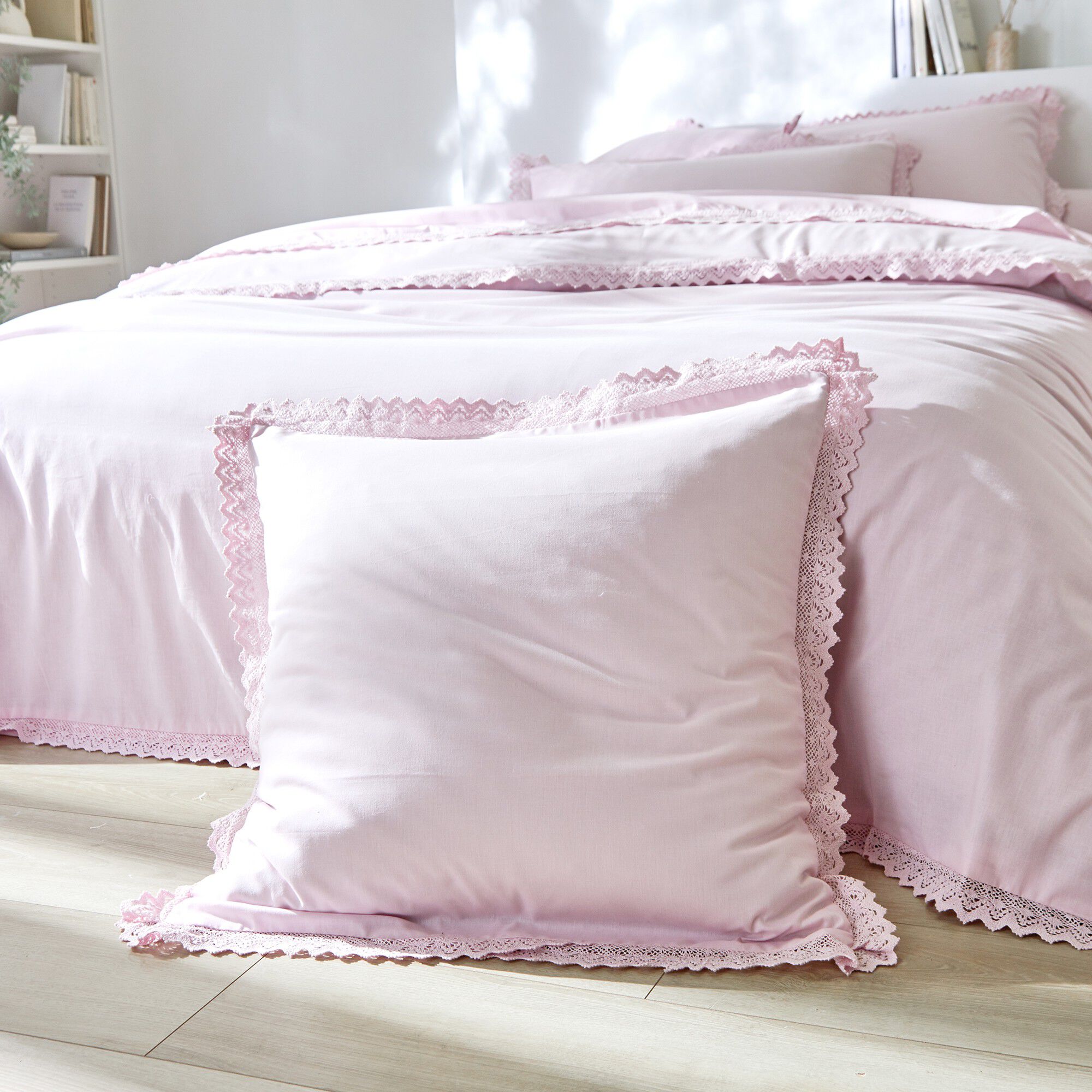 Linge de lit uni dentelle coton