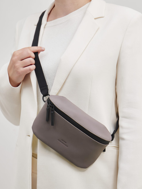 Crossbody-93902490001 Ucon Acrobatics