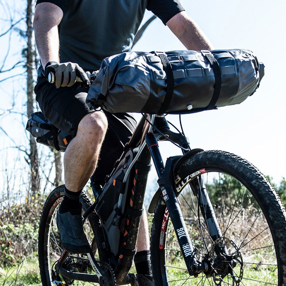 Blackburn Outpost Elite Handlebar Roll Lenkertasche kaufen | Bike-Discount