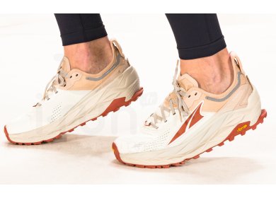 Altra Olympus 5 M