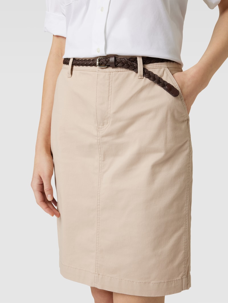 Knielanger Rock mit Gehschlitz in beige