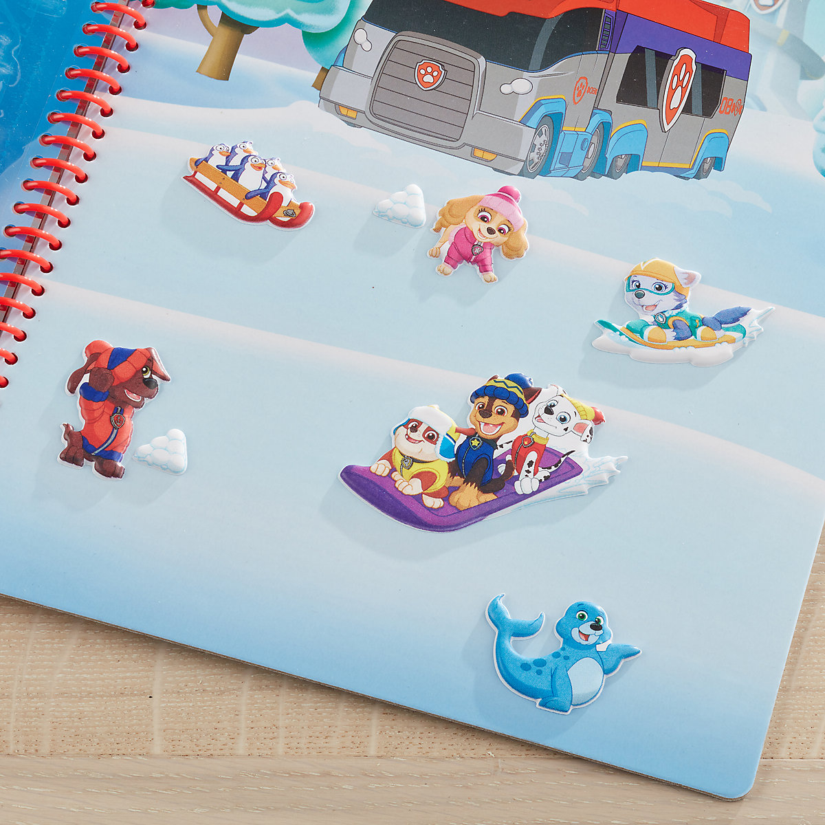 PAW Patrol wiederaufklebbare, bauschige Sticker – Jake´s Berg
