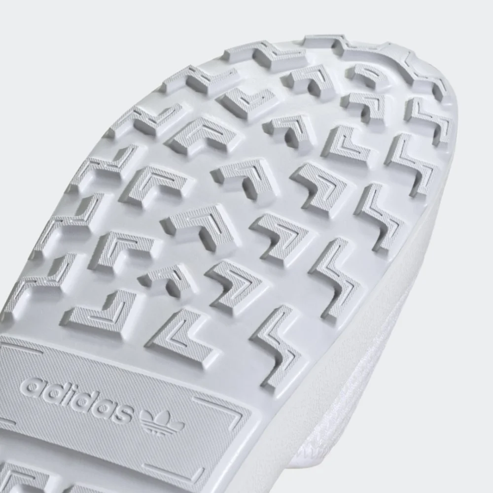 adidas Adilette Adventure HQ4242 / weiss