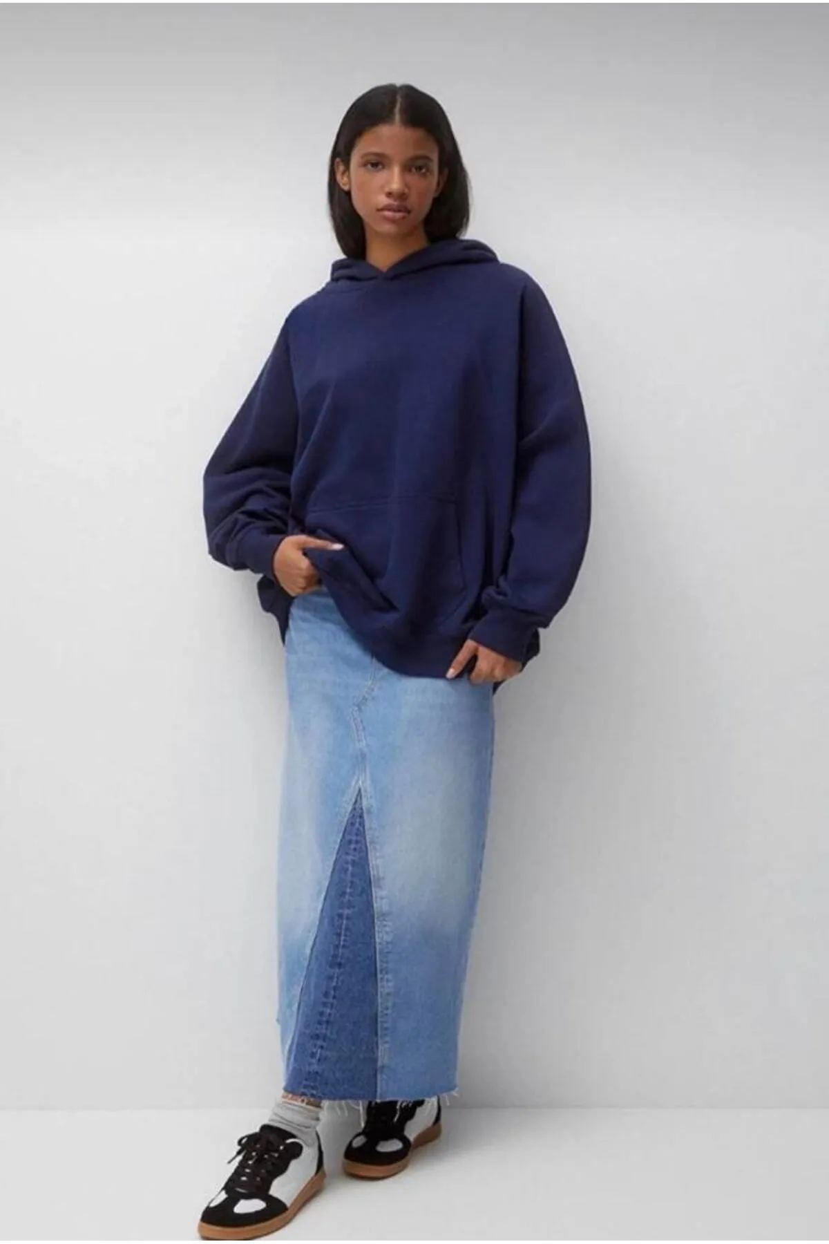 My Blog  Unisex-Kapuzenpullover in Marineblau