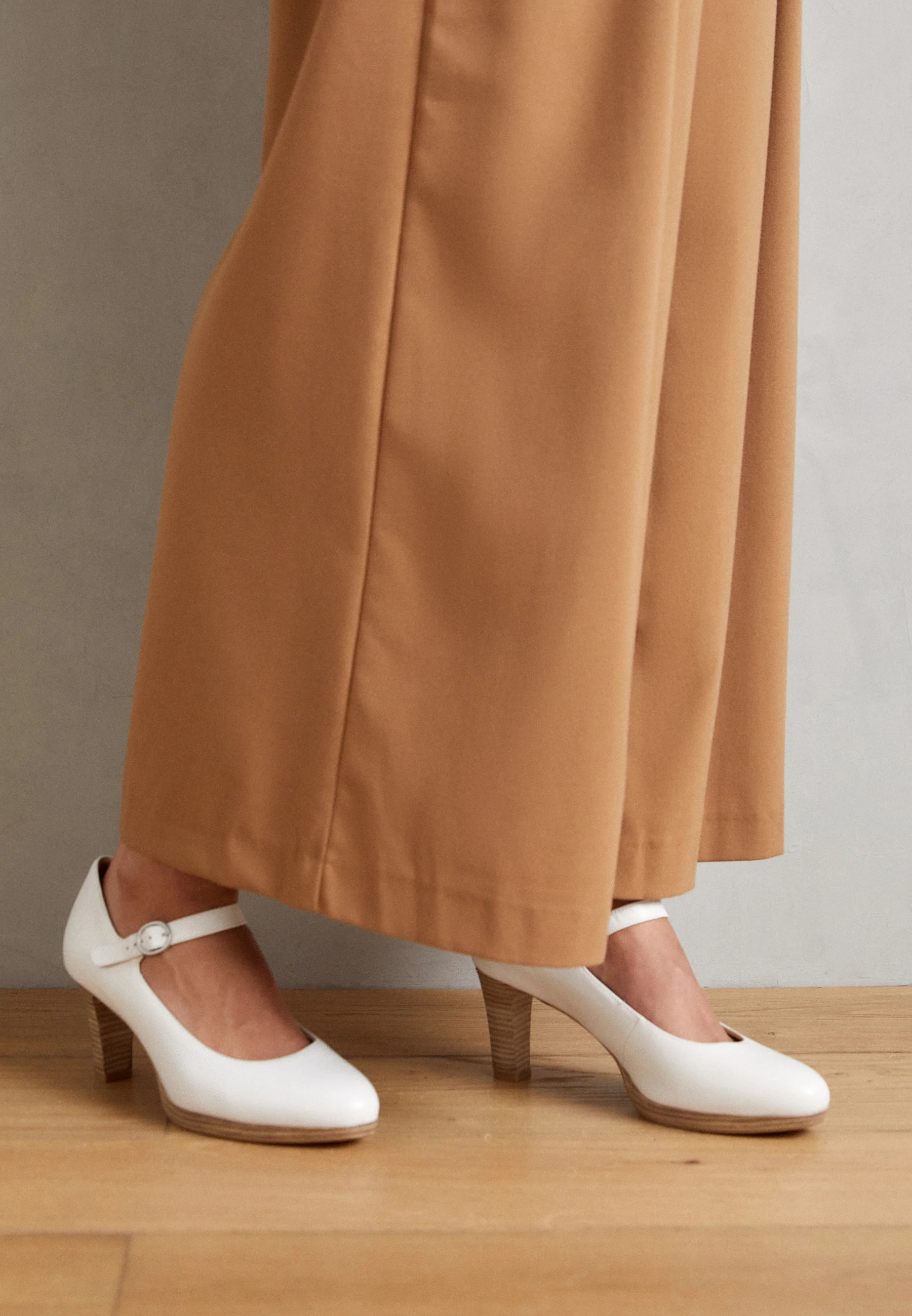 Zapatos de plataforma Tamaris