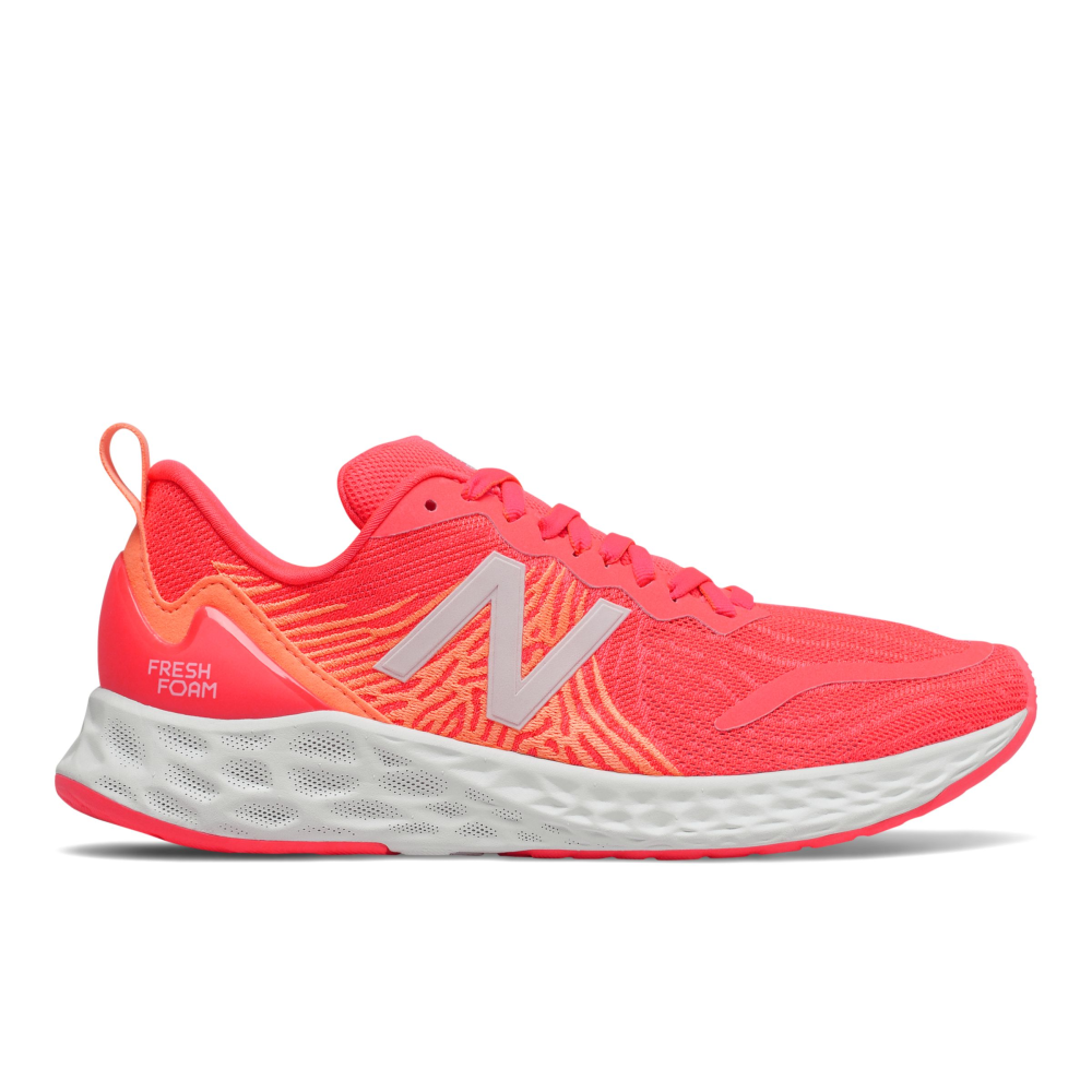 New Balance Fresh Foam Tempo WTMPOCP / rot
