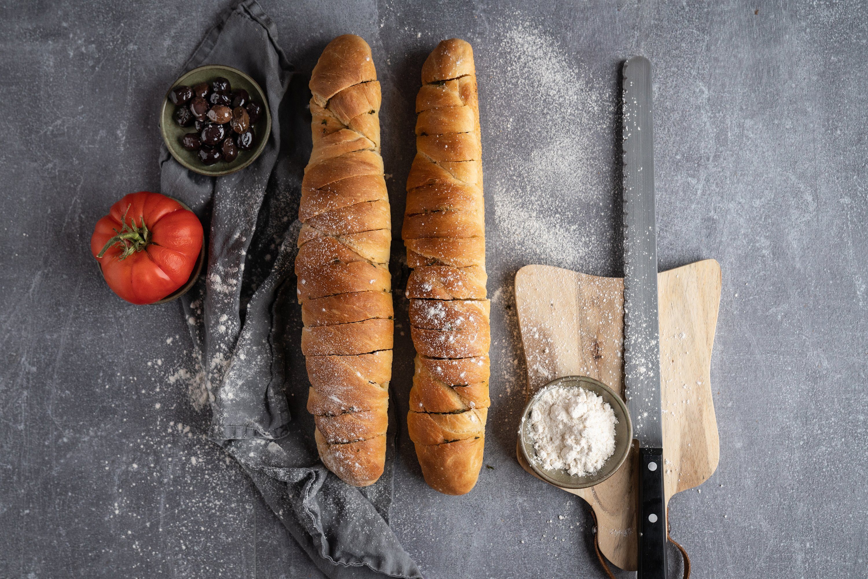 Sallys Baguetteblech Antihaft, Spülmaschinengeeignet, für 2 Baguettes, Abgekupfert