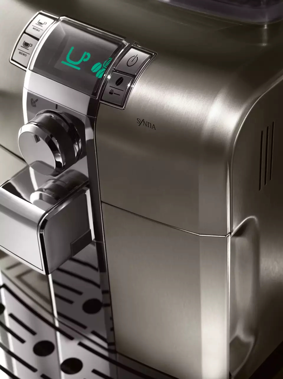 SUPER-AUTOMATIC ESPRESSO MACHINE