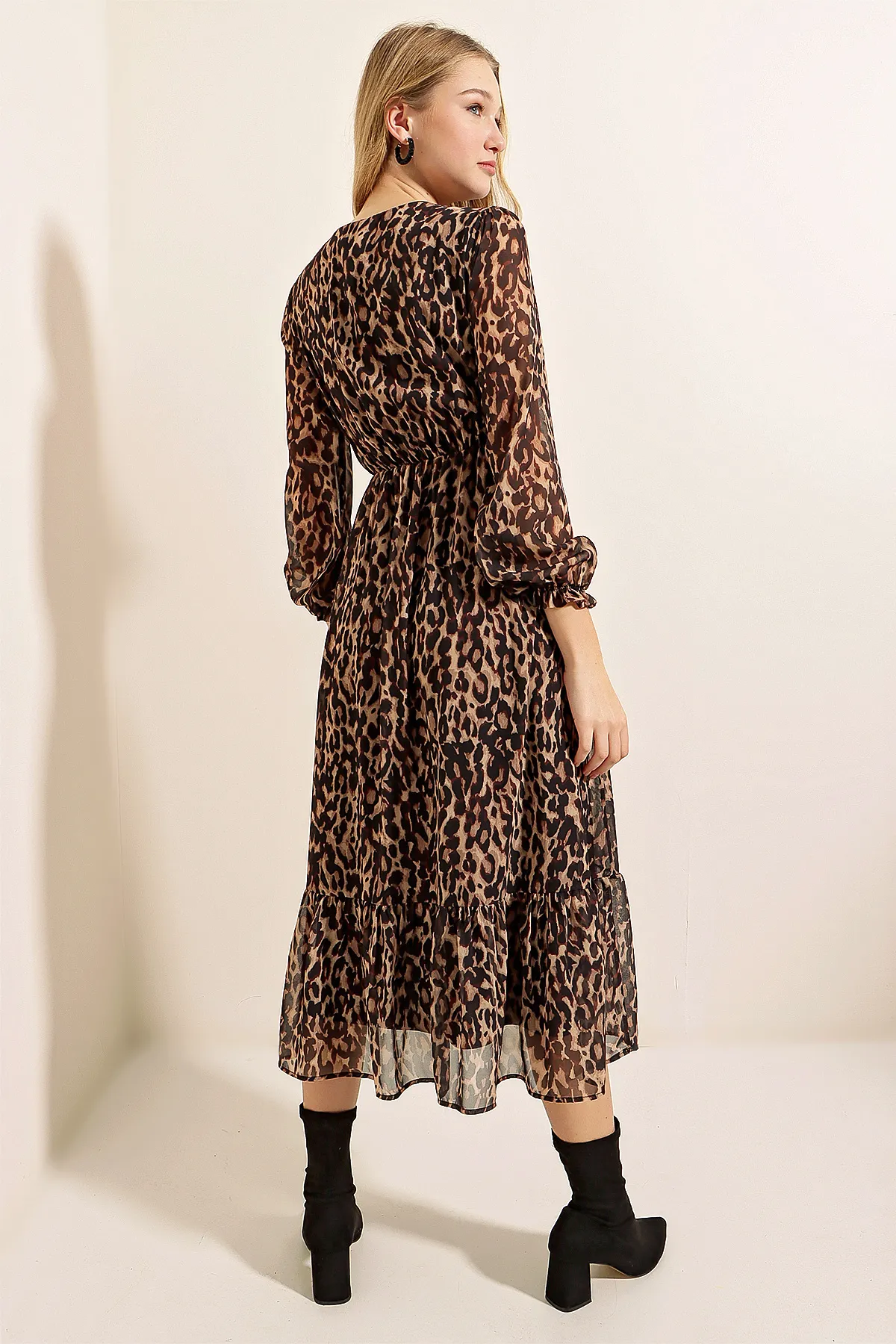 Bigdart  2137 Gemustertes Chiffonkleid – C. Brown