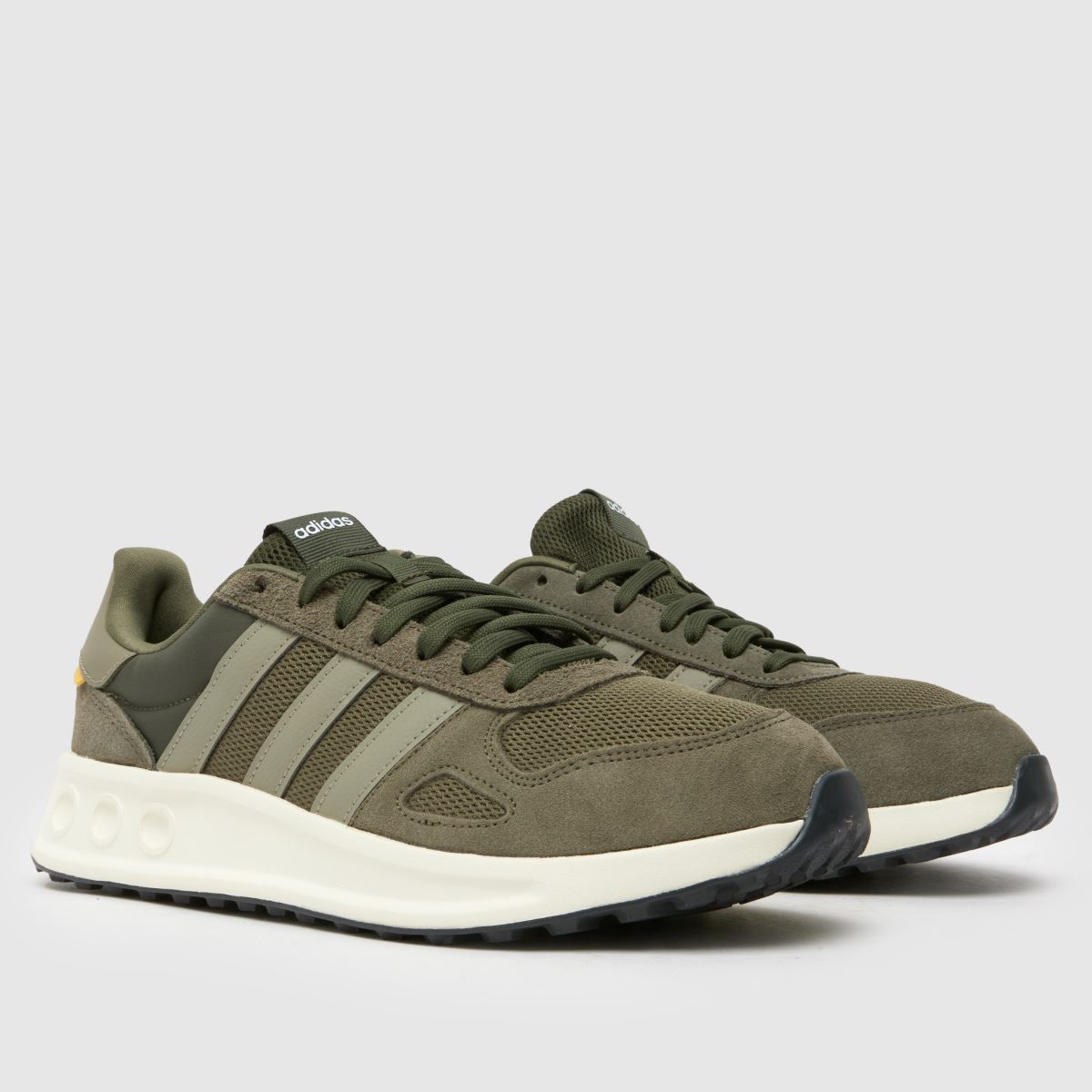 adidas Run 84 – Khakifärgade träningsskor