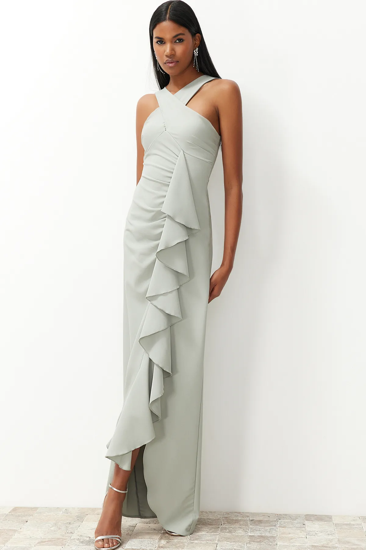 Trendyol Collection  Mintgrünes, gewebtes langes Abendkleid mit Rüschen TPRSS24AE00091