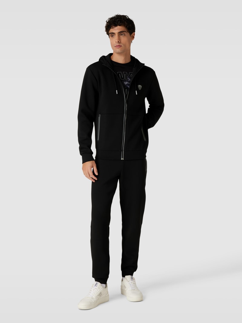 Sweatjacke mit Kontrastpaspeln in schwarz