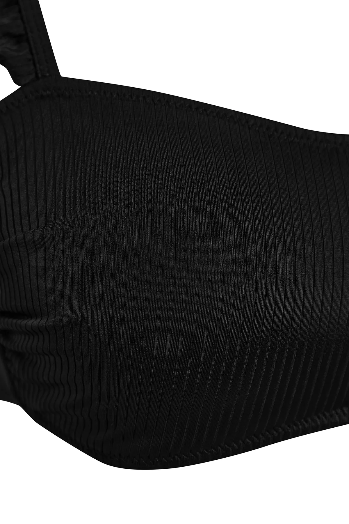 Trendyol Collection  Schwarzes Bralet-Rüschen-strukturiertes Hipster-Bikini-Set mit hoher Taille TBESS22BT0049