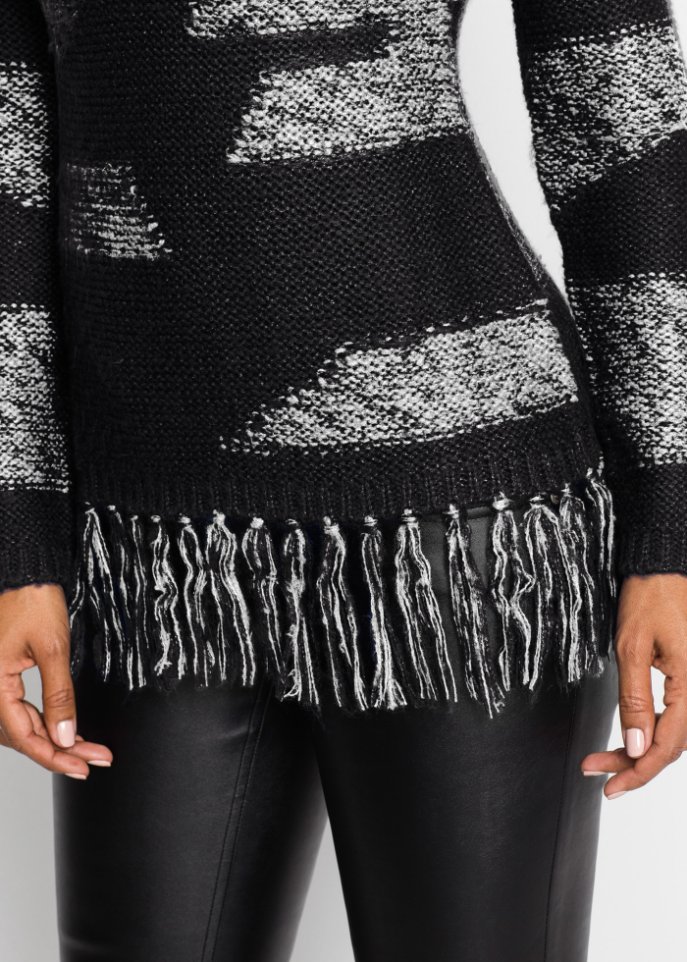 Strickpullover mit Fransen