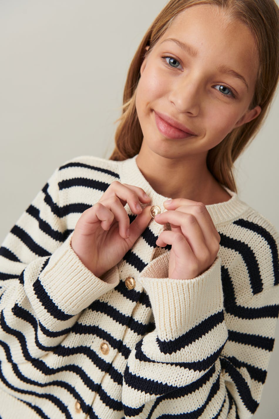 Y knitted striped cardigan
