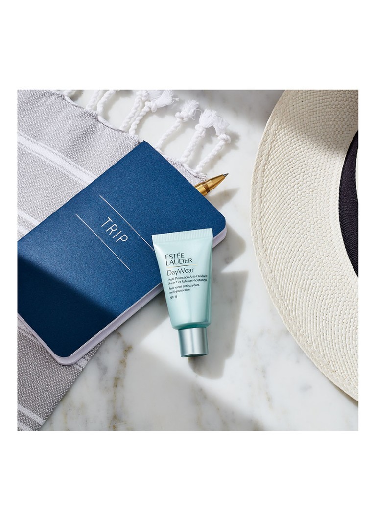 Estée Lauder DayWear Sheer Tint Release SPF15 - viegli tonēts dienas krēms