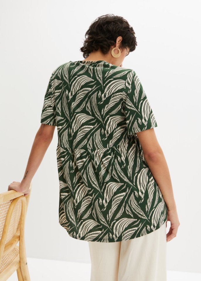 hüftumspielendes Shirt in A-Linie