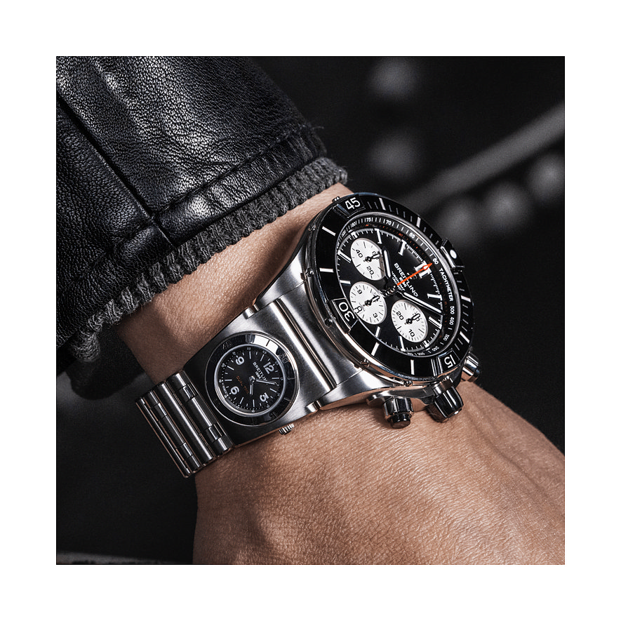 Breitling Chronograph Super Chronomat B01 44