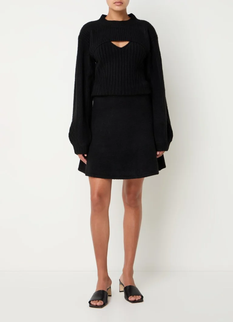 Maglione Bonita Neo Noir in maglia grossa di misto lana con dettagli traforati.