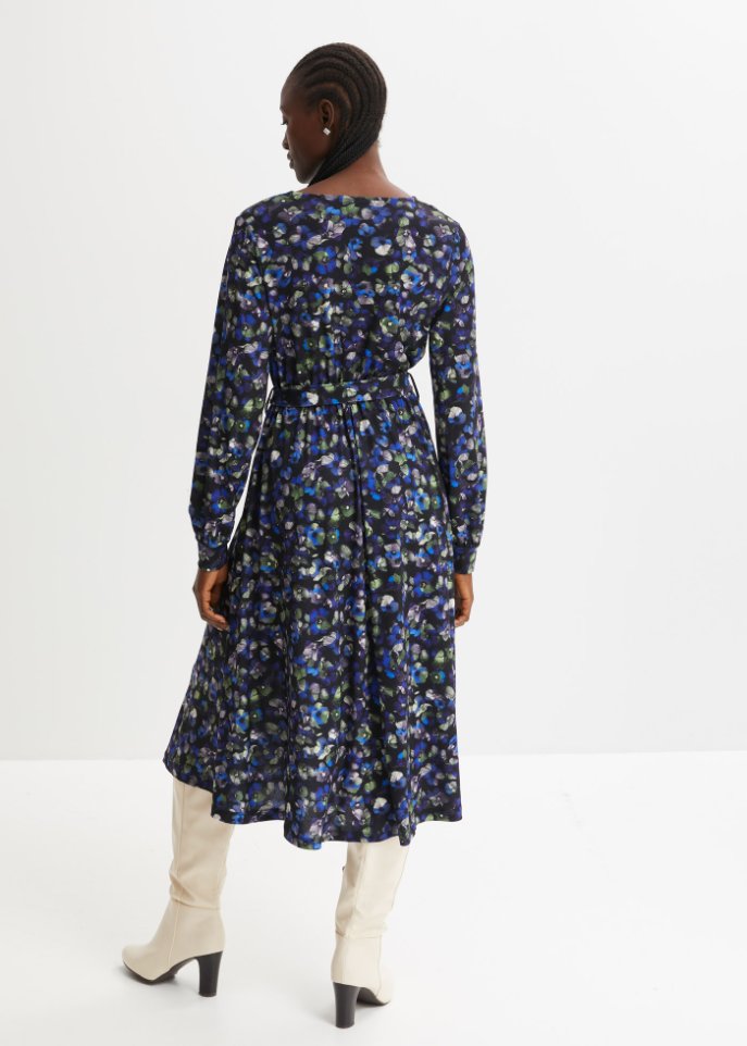 Kleid mit Gürtel