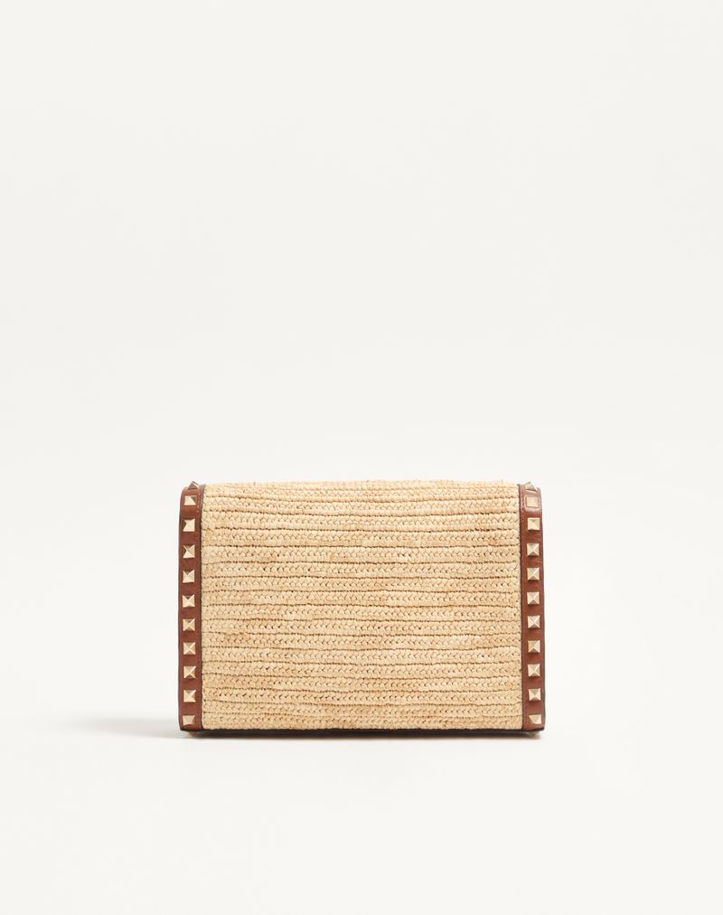 Valentino Garavani Rockstud kleine schoudertas van raffia